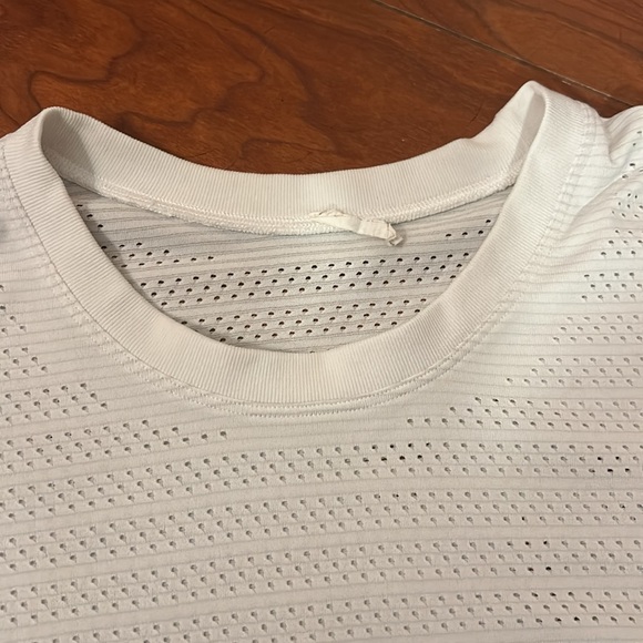 lululemon top - Picture 3 of 9